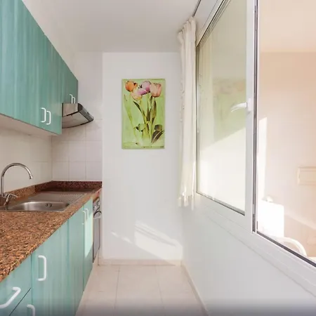 Apartamento Con Balcon Y Piscina Compartida Cala en Forcat